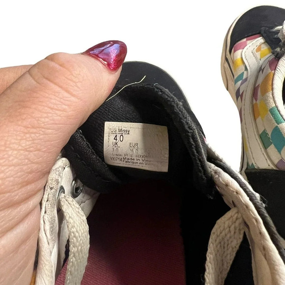 Vans Old Skool Rainbow Checkerboard Girl’s Missy 4 Sneakers Canvas Suede Low Top - Picture 9 of 9